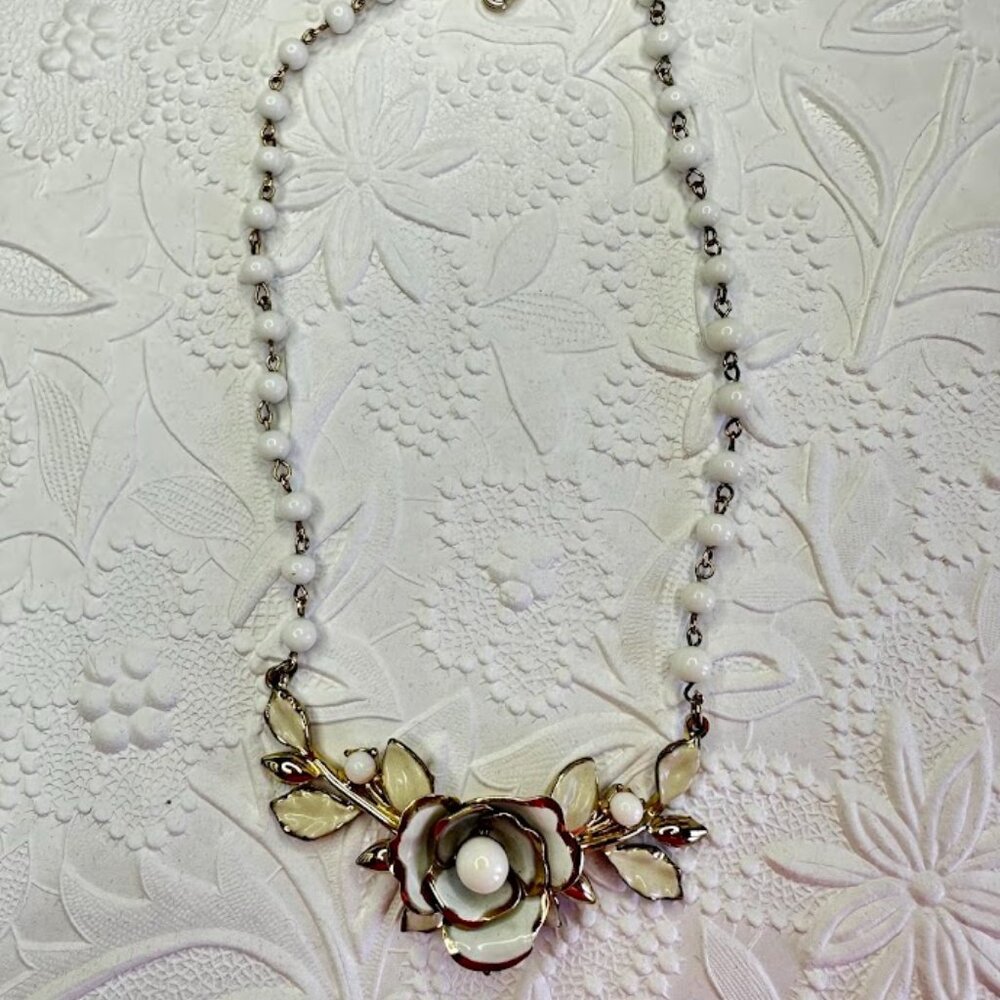Vintage CORO Enamel Rose Necklace White Milk Glass Beads Floral Mid Century Roma